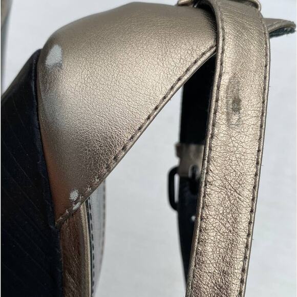 Burberry Abbot Gold Metallic Leather Peep Toe Crisscross Strap Wedge Sandal 39 - Picture 15 of 15